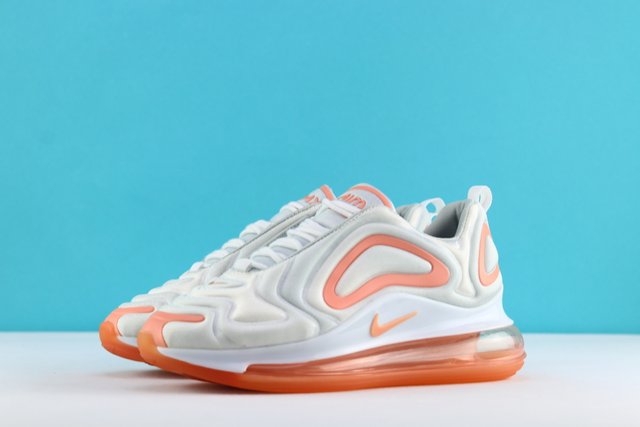 Nike AIR MAX 720-13